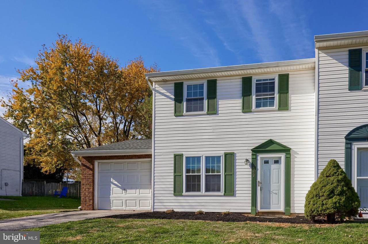 1902 Pin Oak Drive - 1