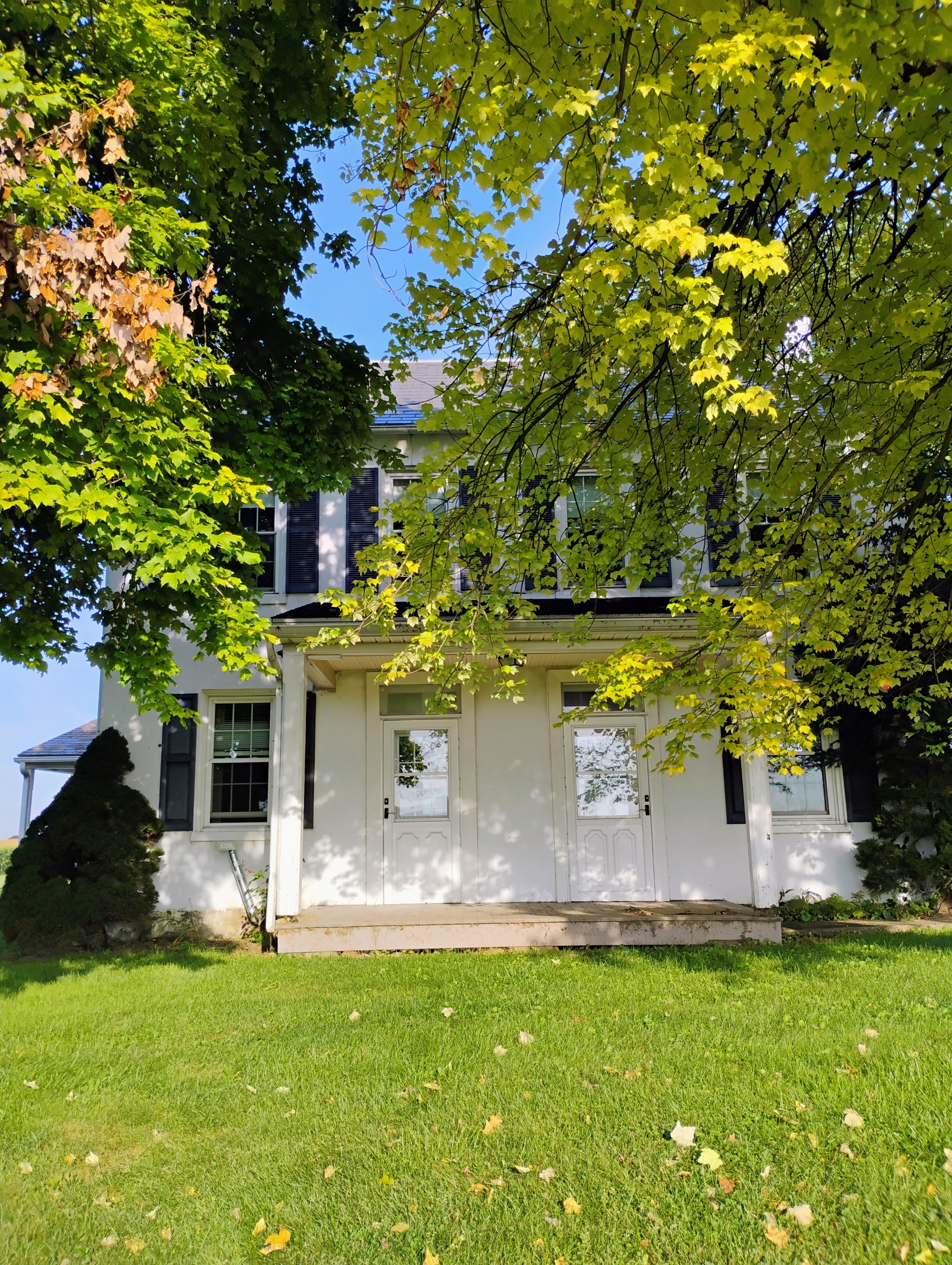 325 Schoeneck Road