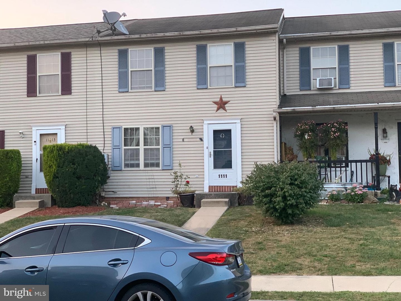 Property main image